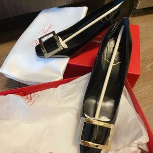 Roger Vivier Trompette metal Buckle pumps Black size IT37